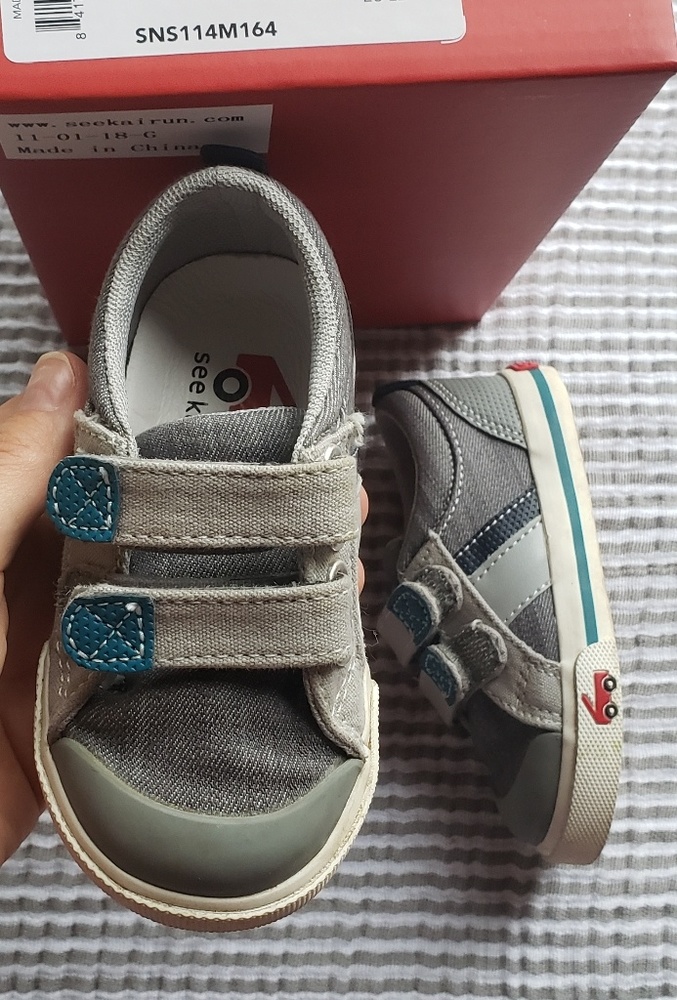 EUC See Kai Run Russell Size 6 Toddler Boy